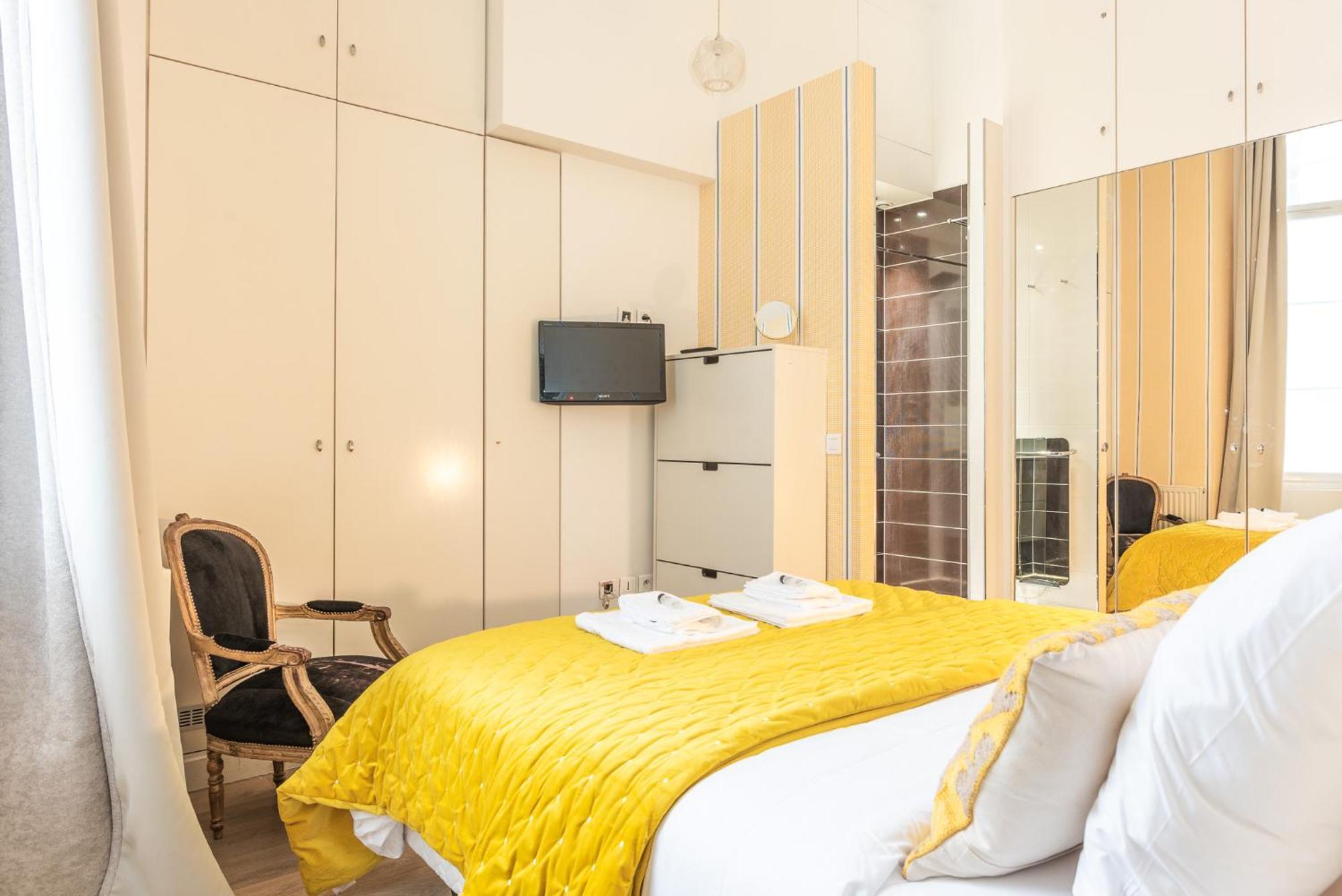 Luxury Typical Parisian Flat - 5 Min From Louvre Appartamento