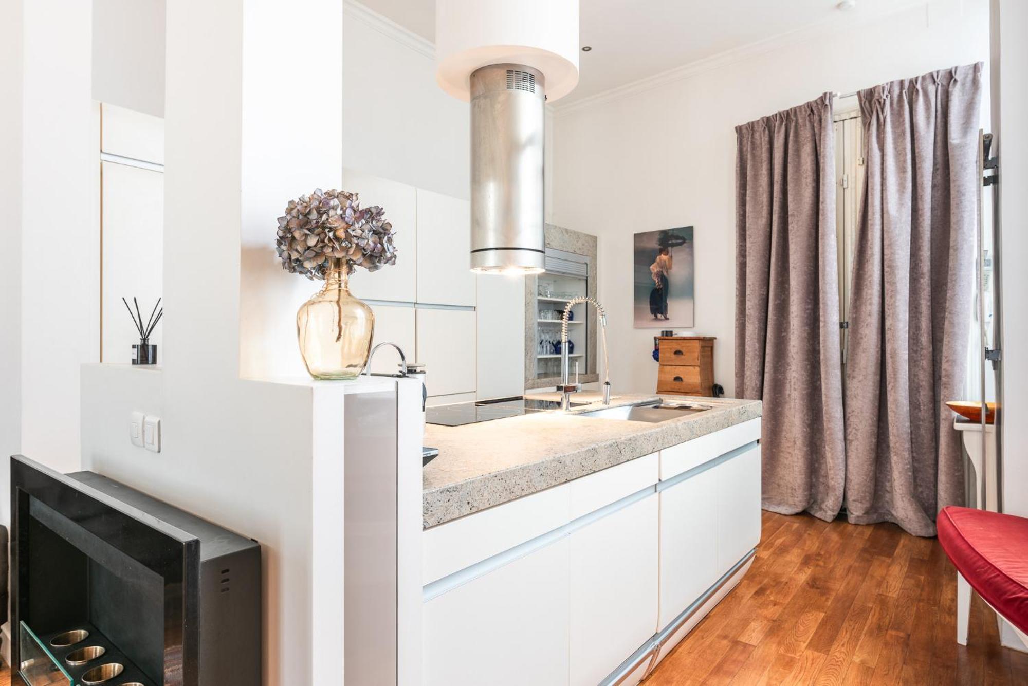 Luxury Typical Parisian Flat - 5 Min From Louvre Appartamento Parigi