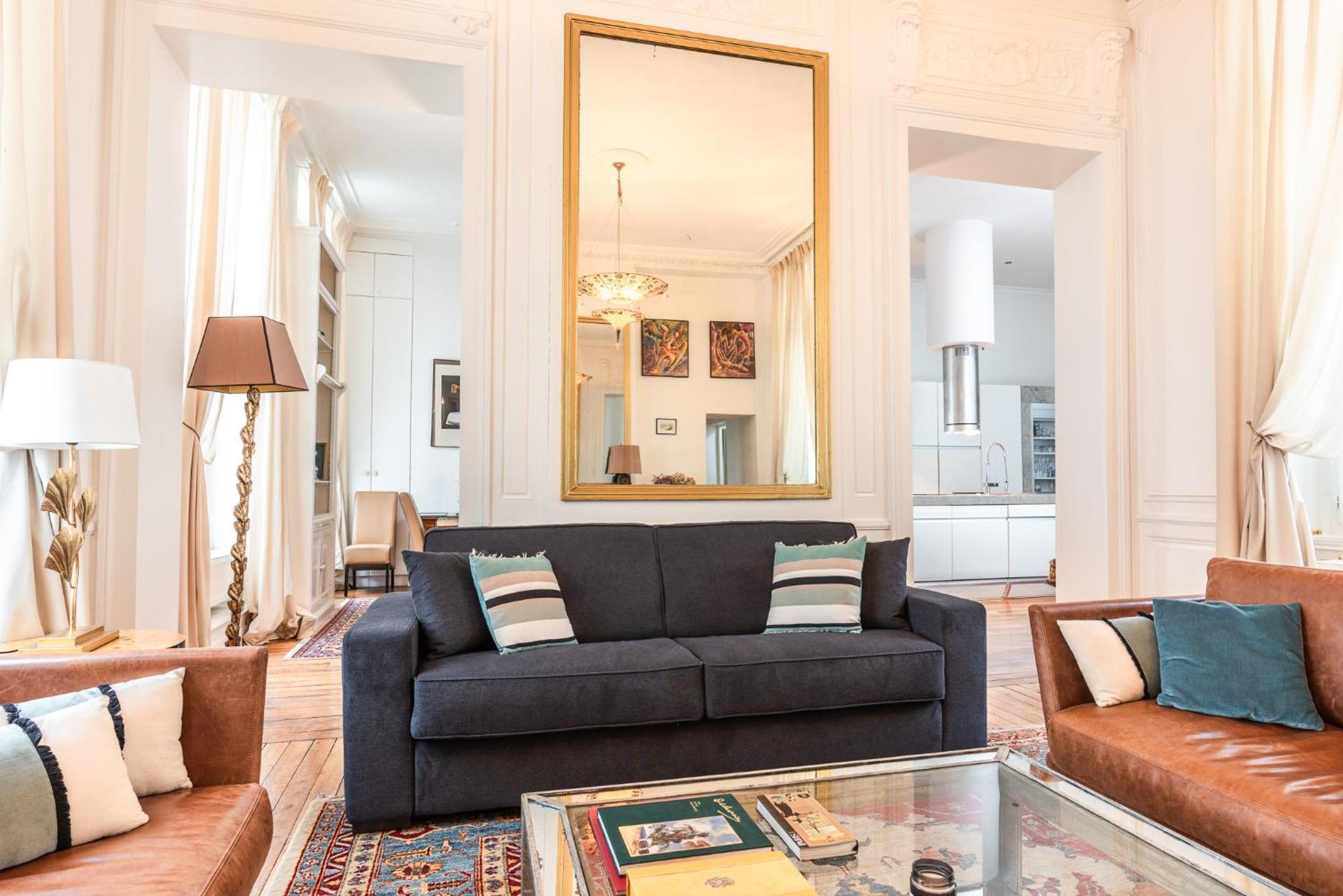 Luxury Typical Parisian Flat - 5 Min From Louvre Parigi